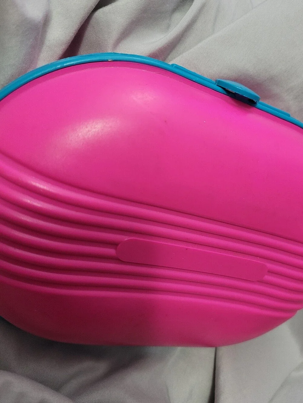 • vtg 90s cosmepak makeup bag  •